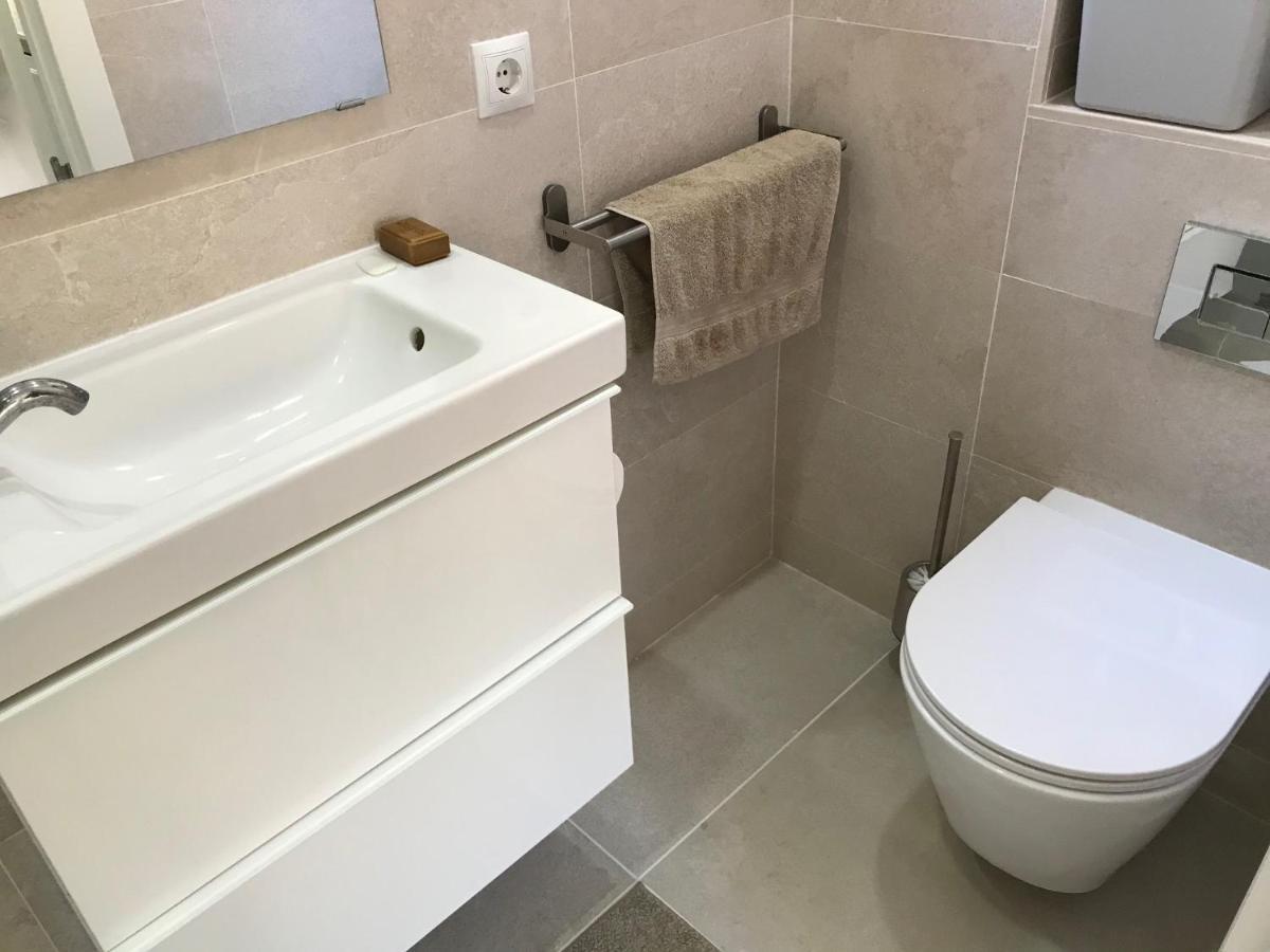 Studio Views Apartment, Cortijo Fruitful Hills Malaga Bagian luar foto
