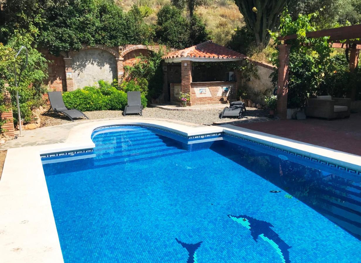 Studio Views Apartment, Cortijo Fruitful Hills Malaga Bagian luar foto