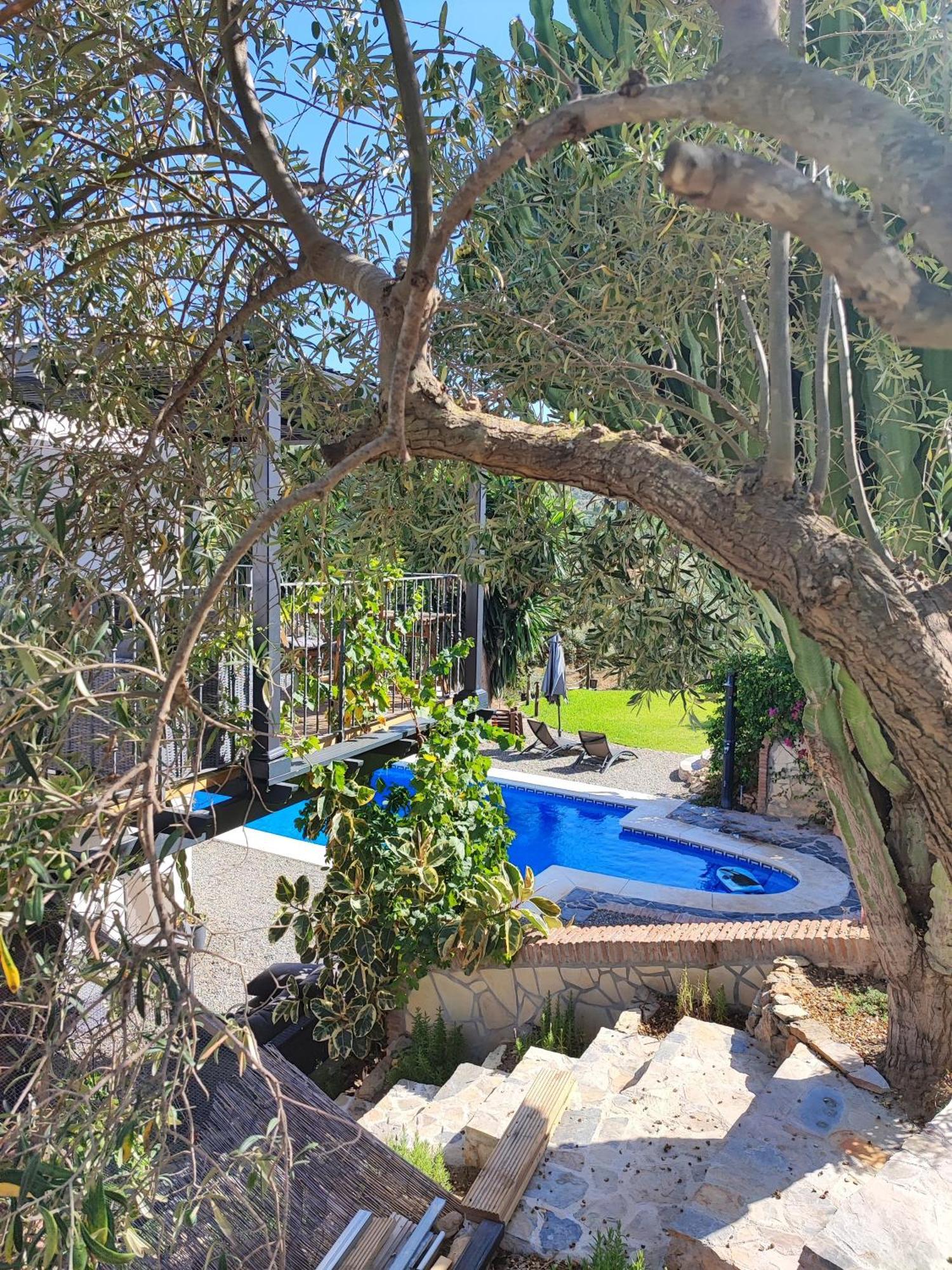 Studio Views Apartment, Cortijo Fruitful Hills Malaga Bagian luar foto
